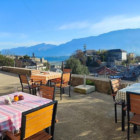 Guri Guesthouse Gjirokaster Exterior photo